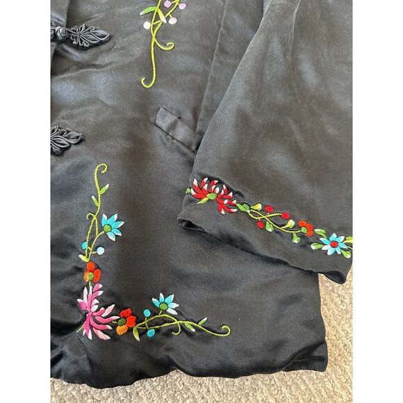 Plum blossom spun rayon silk lined floral embroidered jacket size 38 - Picture 2 of 10